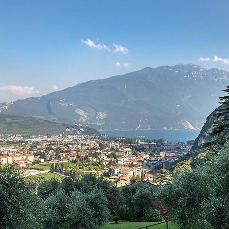 La Terrazza Di Vincent Sul Garda Appartement Riva del Garda Buitenkant foto