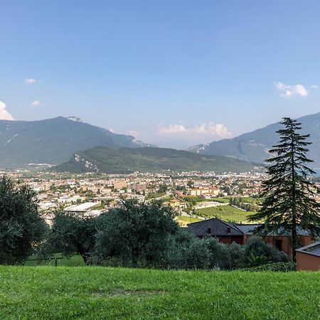 La Terrazza Di Vincent Sul Garda Appartement Riva del Garda Buitenkant foto