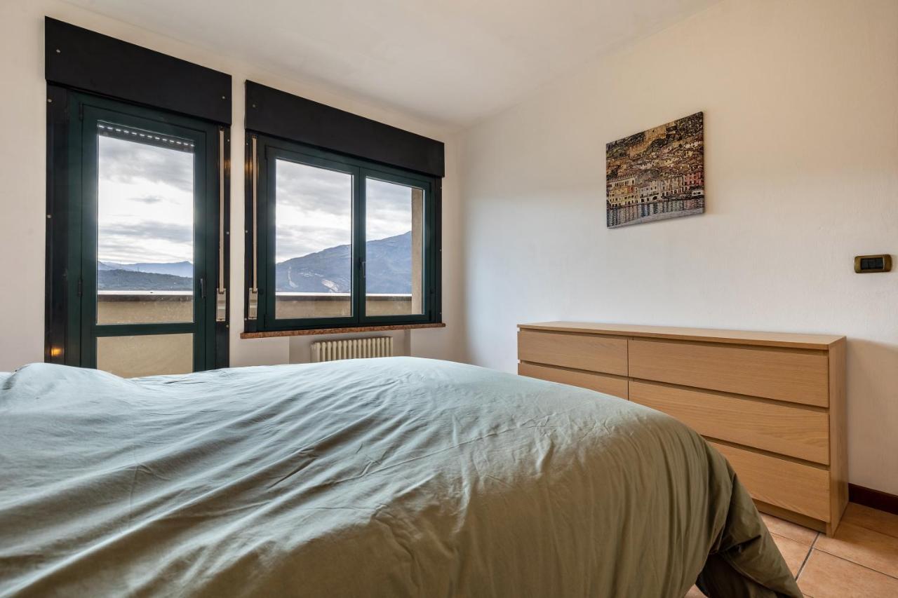 La Terrazza Di Vincent Sul Garda Appartement Riva del Garda Buitenkant foto